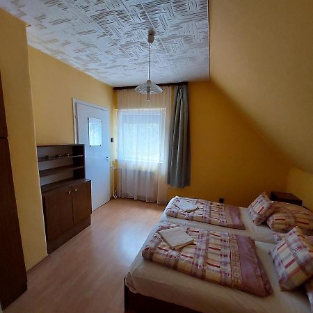 Petra Vendeghaz Apartment Buk Exterior photo
